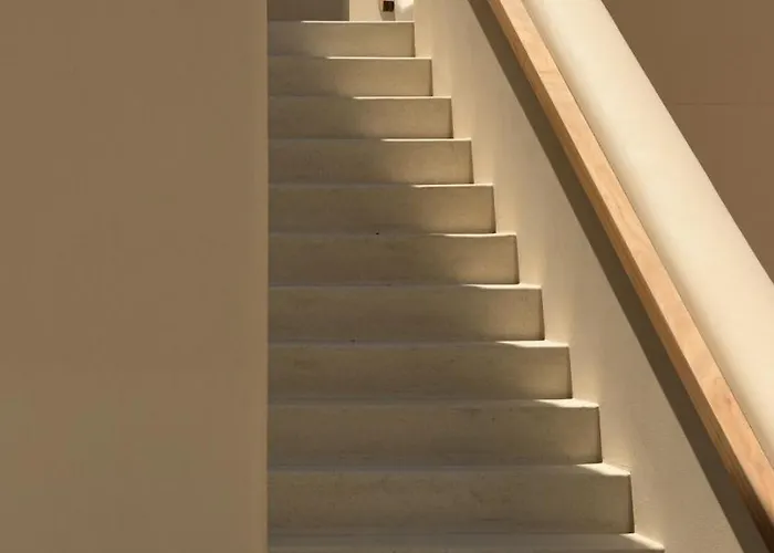 호텔 The Key 미크리 비글라