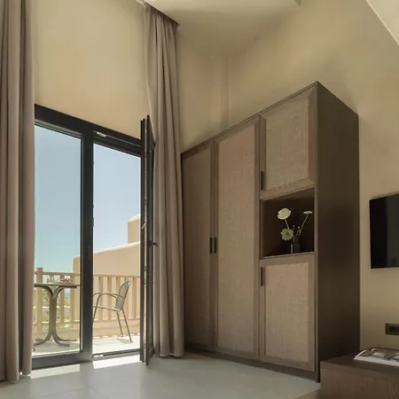 The Key Hotel 4*