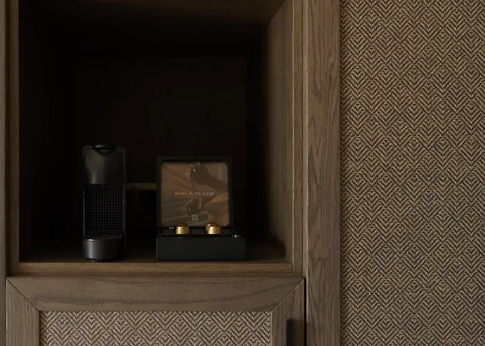 Hotell The Key Mikri Vigla